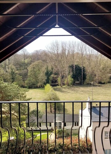 "NEW" Luxury Penthouse on Waterside Knaresborough