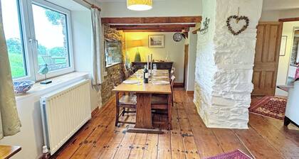 Charming Ceibwr Cove holiday cottage on the north Pembrokeshire coast.