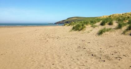 Charming Ceibwr Cove holiday cottage on the north Pembrokeshire coast.