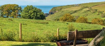 Charming Ceibwr Cove holiday cottage on the north Pembrokeshire coast.