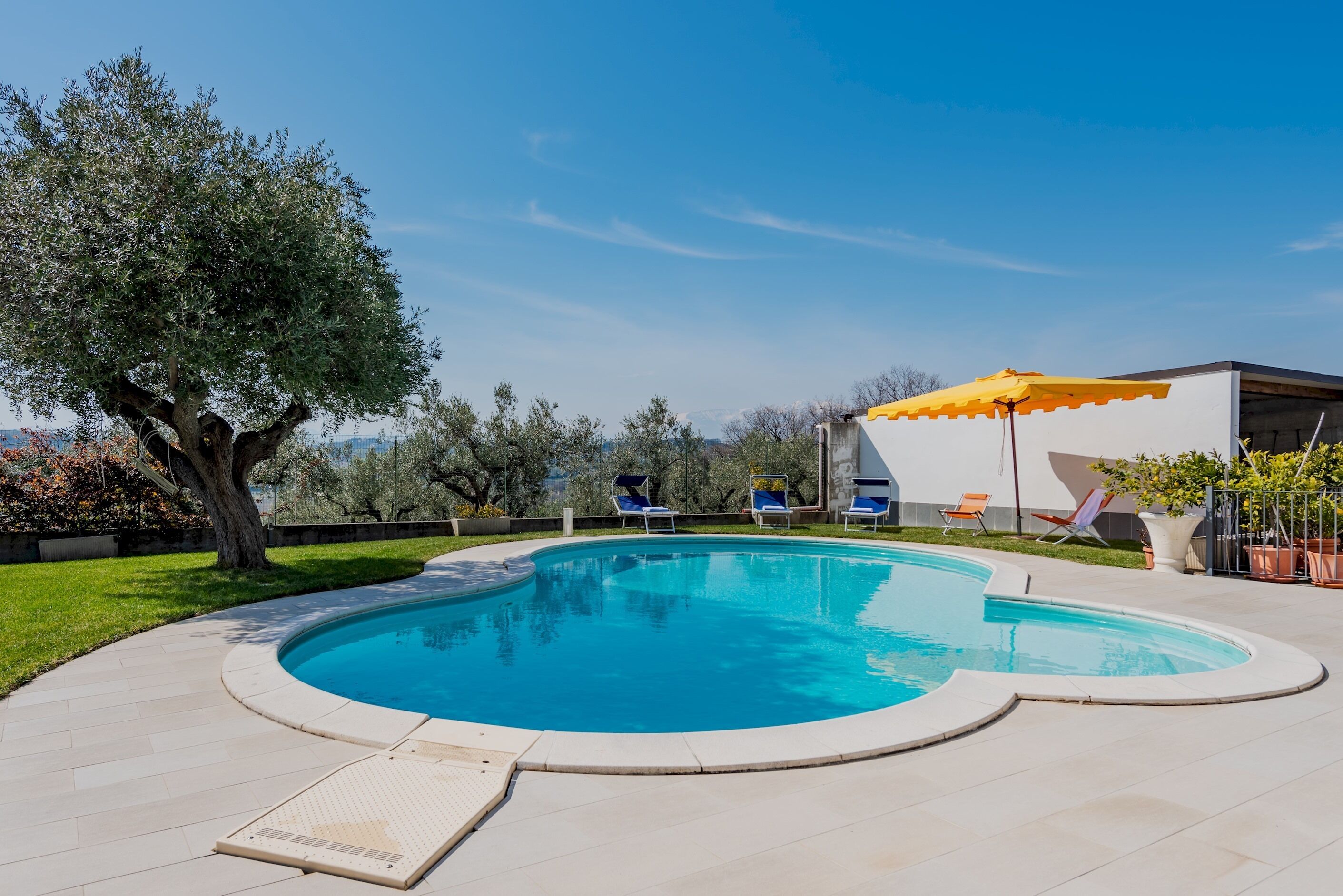 Villa Ginestra in Torino di Sangro, Torino di Sangro Info, Photos