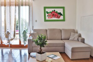 Apartment | 3 bedrooms, iron/ironing board - La Casa in Piazza in Rocca San Giovanni (Rocca San Giovanni)