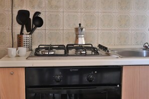 3 bedrooms, iron/ironing board