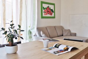 3 bedrooms, iron/ironing board