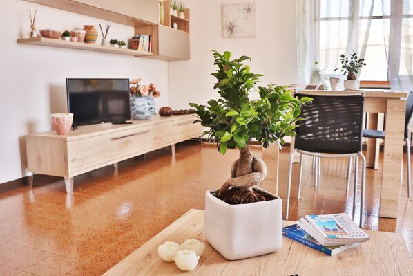 Apartment | 3 bedrooms, iron/ironing board - La Casa in Piazza in Rocca San Giovanni (Rocca San Giovanni)