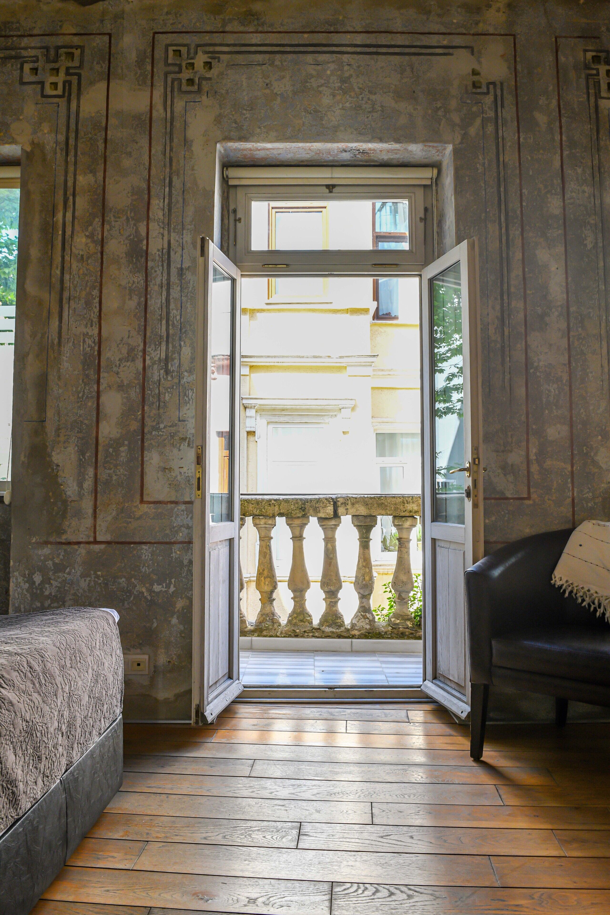 Kahden hengen tavanomainen huone, tupakointi kielletty | Minibaari, tallelokero huoneessa, yksilöllisesti sisustettu