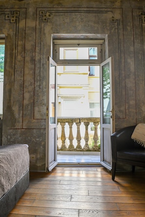 Kamar Double Tradisional, Bebas Asap Rokok | Minibar, brankas, dan didekorasi berbeda-beda