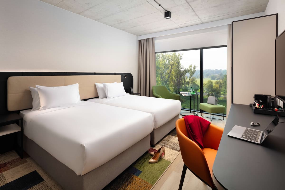1 bedroom, premium bedding, down duvets, in-room safe