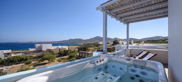 Baignoire à remous extérieure