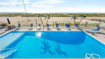 Condo (WC427 East Miami Avenue, Unit 401) | Exterior