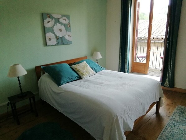 2 chambres, Wi-Fi gratuit, draps fournis