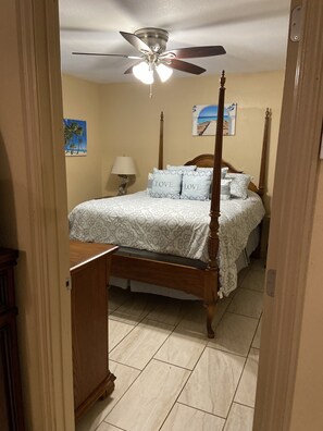 1 bedroom, iron/ironing board, free WiFi, bed sheets - Cozy 2 - Bed 1 Bath and Private Yard - Unit 522 (Punta Gorda)