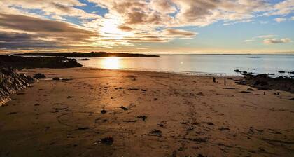 2 bedroom accommodation in Kirkcudbright