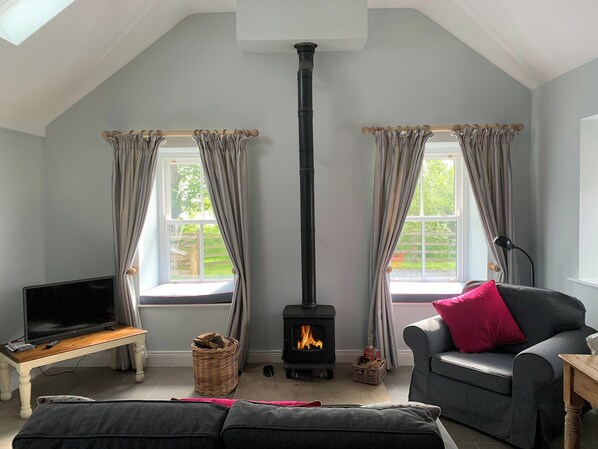 Fireplace - A perfect cottage to relax in and unwind. (Great Bavington)