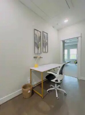 3 bedrooms, desk, iron/ironing board, travel cot