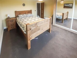 3 Schlafzimmer, kostenloses WLAN, Bettwäsche