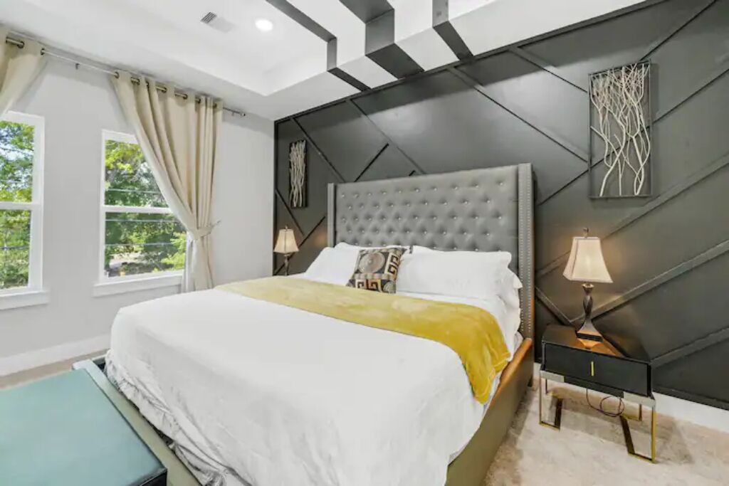 3 多间卧室、办公桌、熨斗/熨衣板、旅行婴儿床