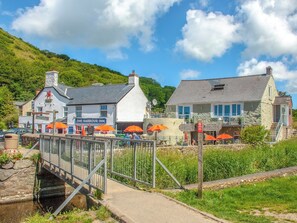 Exterior - 1 bedroom accommodation in Llandeloy, near Haverfordwest (Llandeloy, near Haverfordwest)