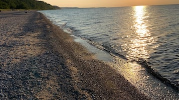 Beach nearby, beach towels