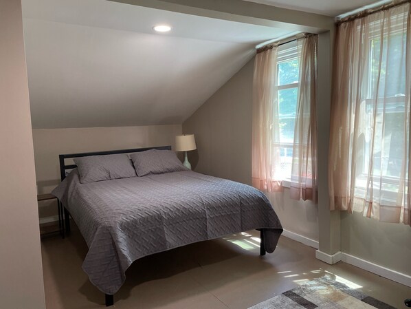 4 bedrooms, free WiFi, bed sheets