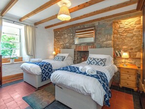 3 dormitorios, wifi gratis, ropa de cama