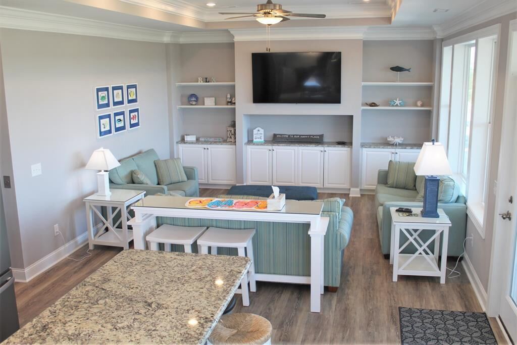 Televisio, pöytäjalkapallopöytä, pöytätennispöytä