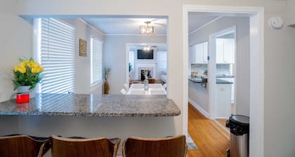 ⭐️⭐️⭐️Spacious Capitol City Charmer near Downtown!!!⭐️⭐️⭐️