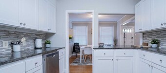 ⭐️⭐️⭐️Spacious Capitol City Charmer near Downtown!!!⭐️⭐️⭐️