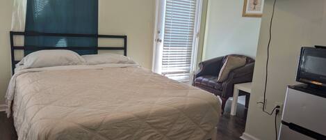 1 bedroom, iron/ironing board, WiFi, bed sheets