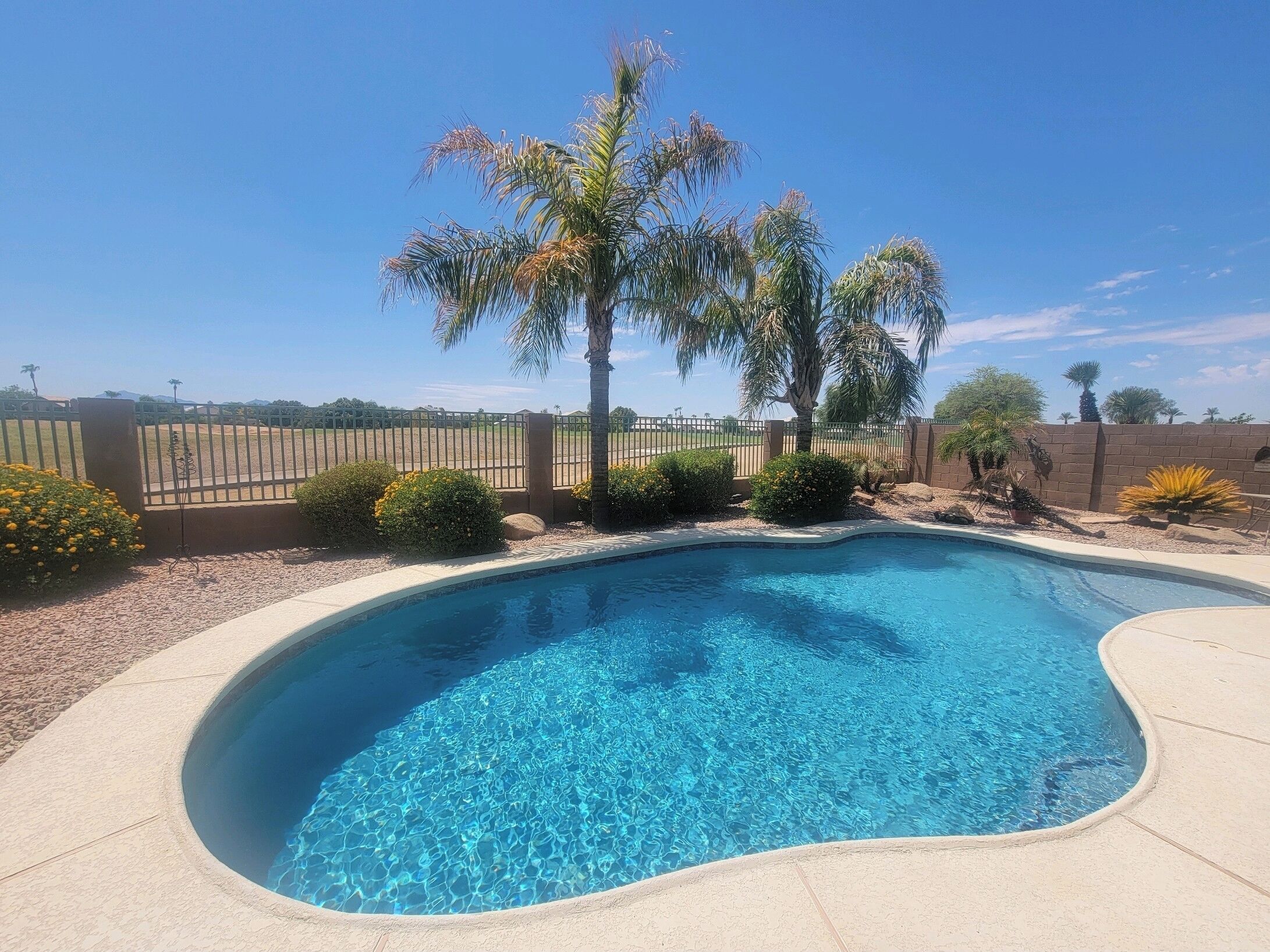 POOL & SPA HEAT INCLUDED JANUARY - MARCH 2025