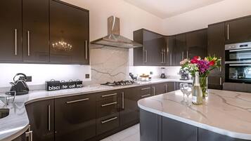 Dishwasher, freezer