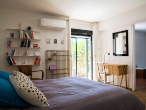 6 bedrooms, iron/ironing board, WiFi, bed sheets - Magnificent farmhouse with large swimming pool ideal for family vacations (Lattes)