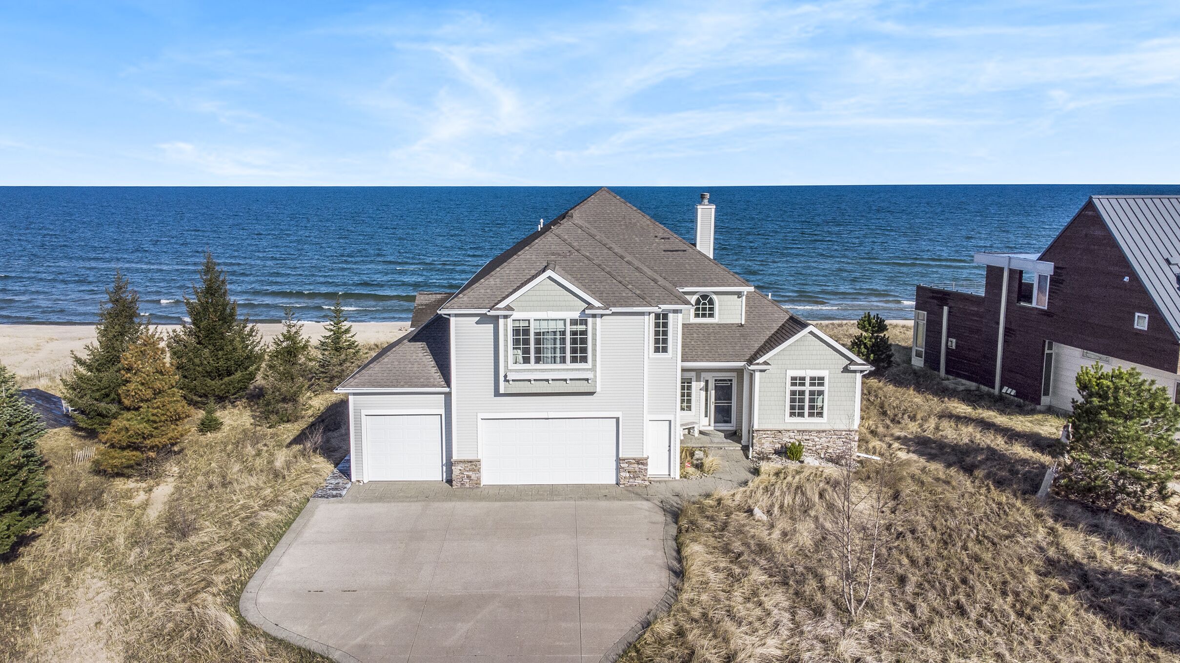 Exquisite Private Lake Front Family Home