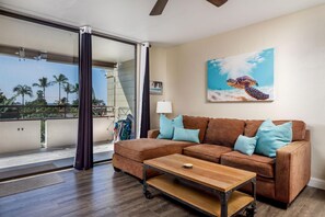 公寓客房, 多張床 (White Sands Village#231) | 起居區