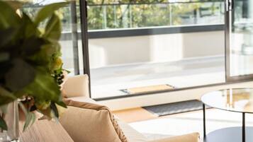 Basic Apartment, Multiple Beds | Interior