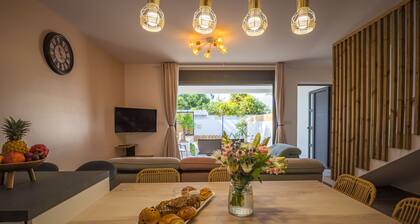 Cosy villa with heated pool