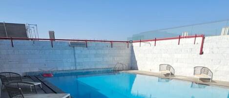 2 indoor pools