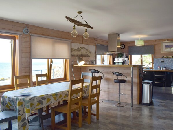 Kitchen/diner | Seal Rocks, Lendalfoot, near Girvan
