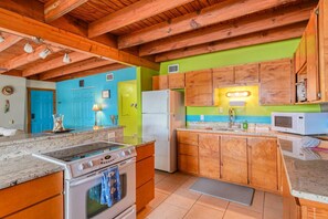 Apartment (Endless Summer on B Street - Unit B) | Aussenbereich
