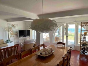 Dining - Beachfront, 4BR, entire house in Paracas (Paracas)