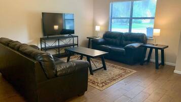 Televisión y oficina