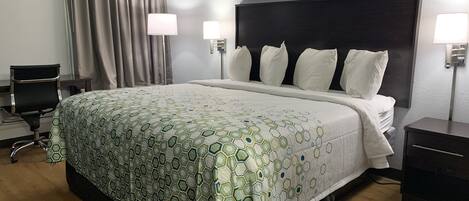 Escritorio y espacio para trabajar con laptop