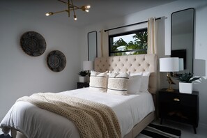 3 chambres, fer et planche à repasser, Wi-Fi gratuit, draps fournis