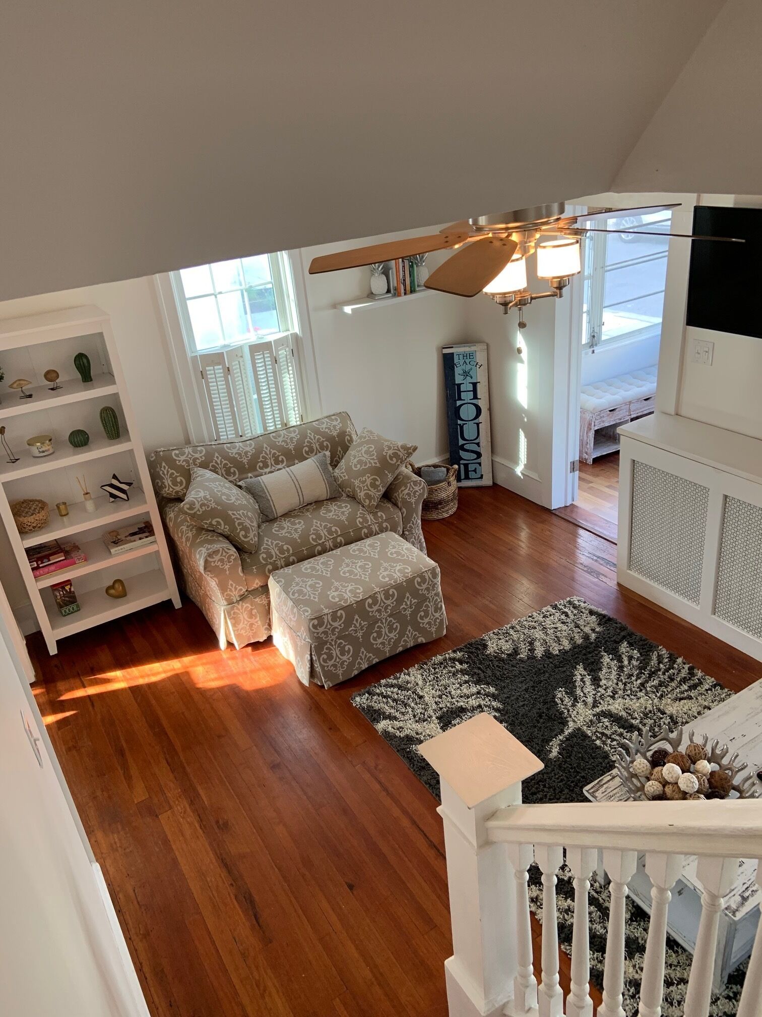3 Bed, 1.5 Pet Friendly Home, 3.5 blocks to beach, Central AC, Offstreet Parking
