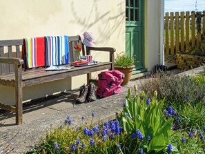 Terrace/patio - A dog-friendly ‘Haven Secret Waterway’ holiday cottage in Llangwm near Burton. (Llangwm, near Burton)