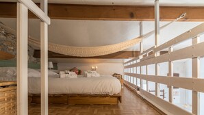 2 室のベッドルーム、アイロン / アイロン台、ベッドシーツ
