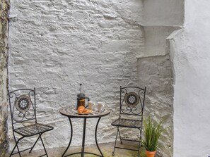 Outdoor dining - 3 bedroom accommodation in Bala (Bala)