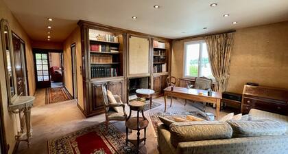 Belle villa avec piscine, en Périgord