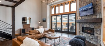 Absolutely incredible, brand new luxury townhome on Whitefish Mountain Resort!!!
