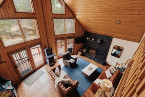 Smart TV, fireplace, video games, books